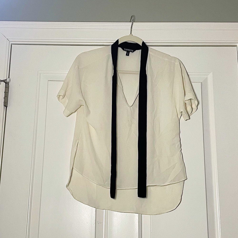 EXPRESS Short Sleeved, Pussy Bow Blouse